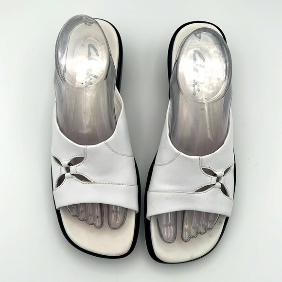 Clark’s white leather slide on open toe low wedge sandals size 9m - Picture 1 of 8